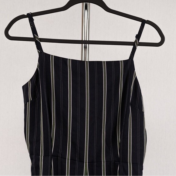 Cupcakes and cashmere Avery stripe jumpsuit size 8 - Picture 6 of 12